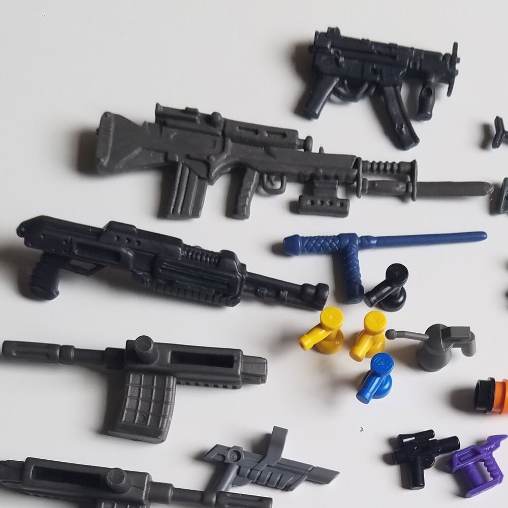 Lego Miscellaneous Weapon, Tools & More! - Picture 5 of 12